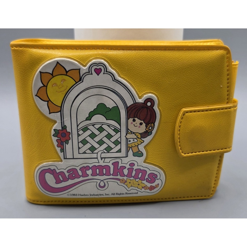 Vintage 1983 Hasbro Charmkins Yellow Wallet Brown Eyed Susan Vinyl Bifold Rare